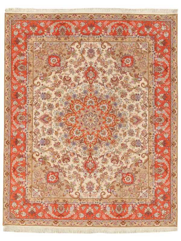 Tappeto persiano nain con medaglione centrale arancio, intricati dettagli decorativi floreali bianchi su campo rosso e spesso bordo arancio